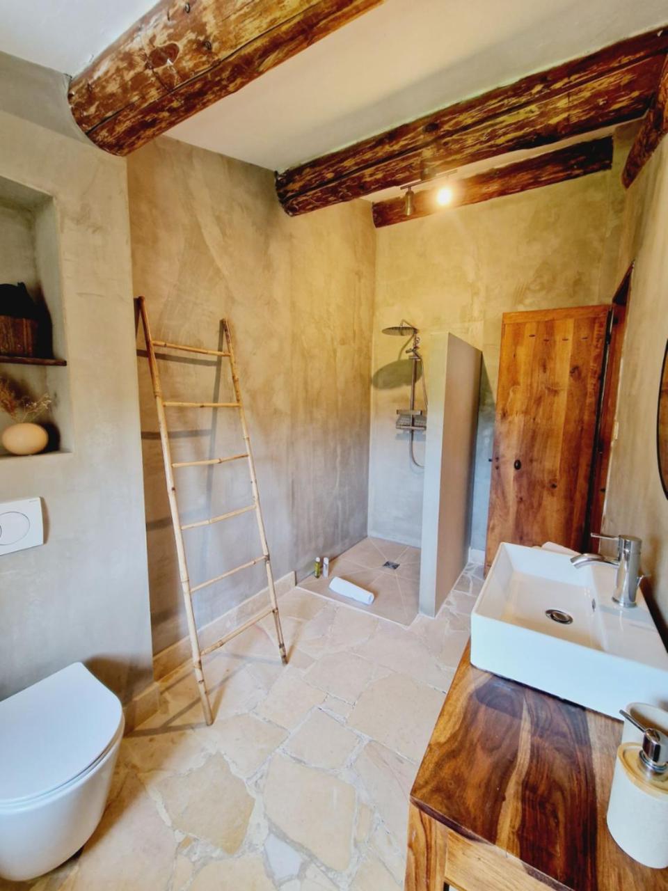 Mas Du Rollier Chambres D'Hotes Eygalieres  Exterior photo